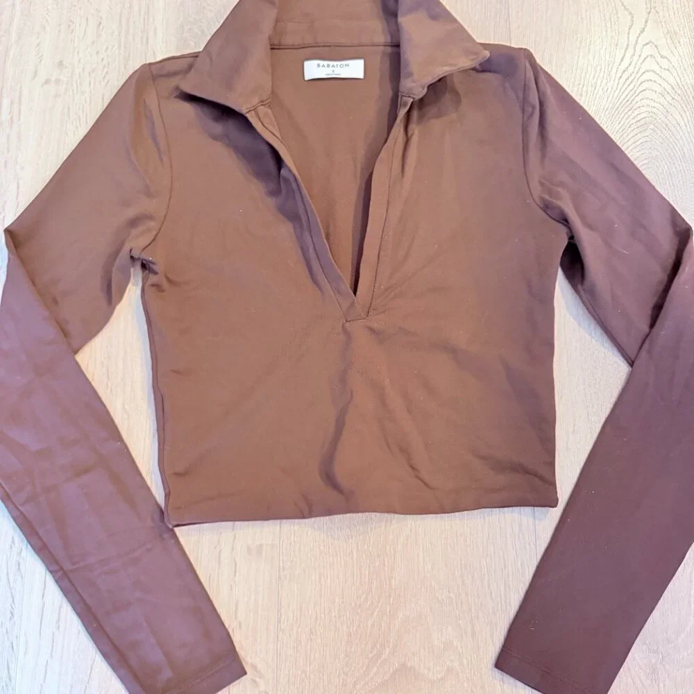 Aritzia Babaton Brown Cropped Top - Size S - Picture 2 of 7